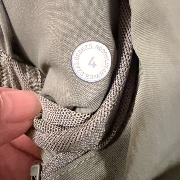 Lululemon Always Effortless Jacket - Picture 8 of 8